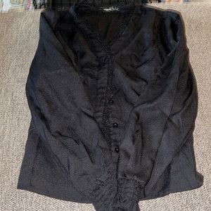 STYLISH BLACK BLOUSE